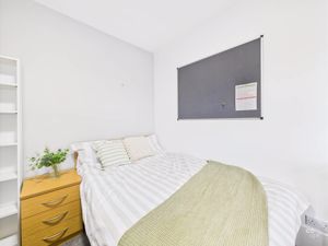 Photo 27- click for photo gallery